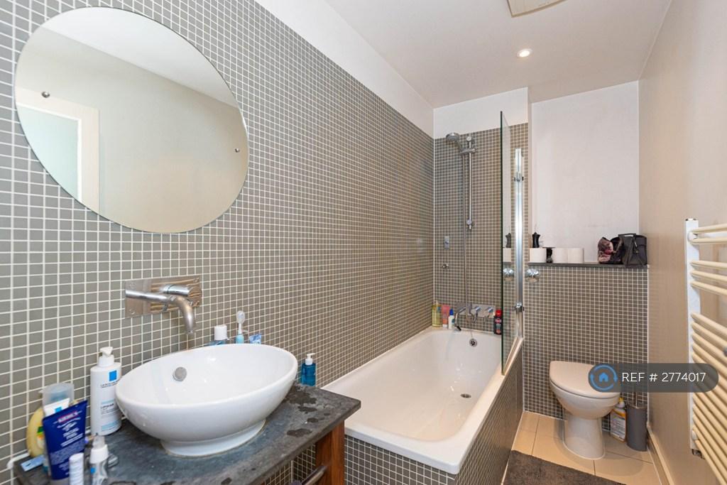 Main Bathroom