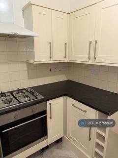 1 bedroom flat to rent, Knollys Road, London, SW16