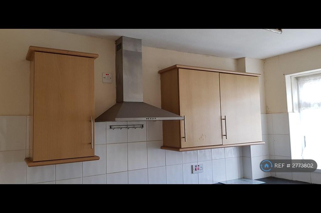 With Extractor Fan