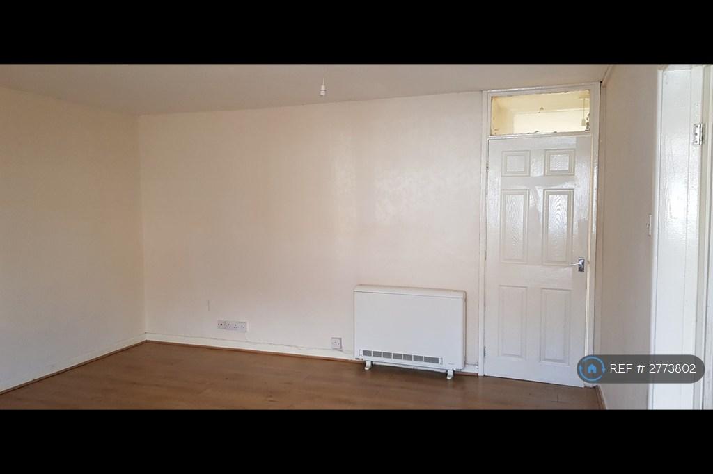 Lounge With Electric Heater