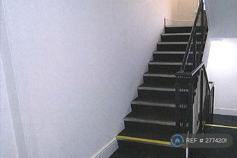 3 bedroom flat to rent, Clarendon Road, Leed, LS2