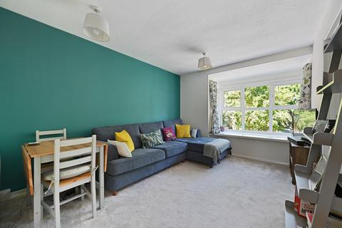 2 bedroom flat for sale, Pursewardens Close, Ealing, London, W13