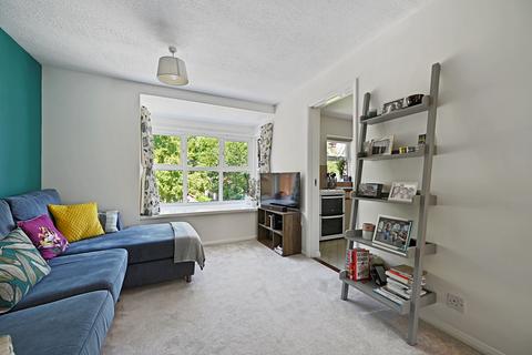 Pursewardens Close, Ealing, London, W13