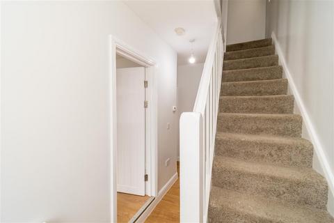 3 bedroom semi-detached house to rent, Primrose Road, Southampton