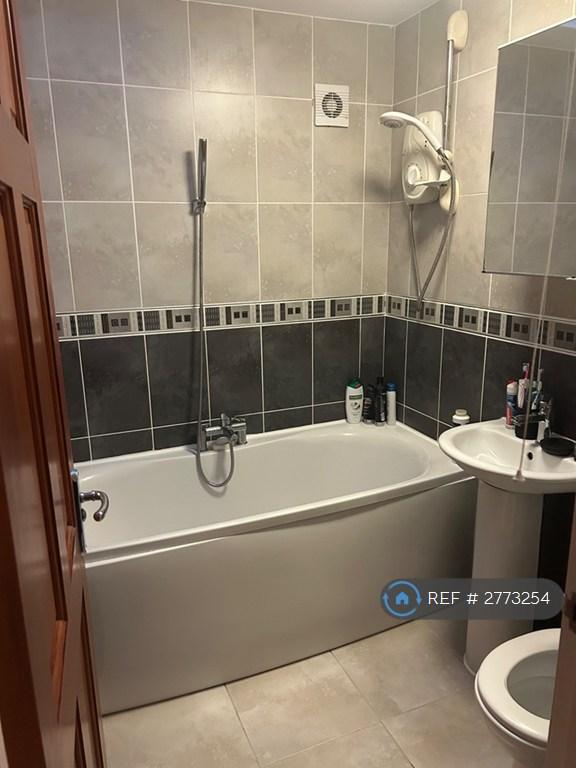 Upstairs Bathroom