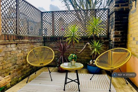 undefined, Ferntower Road, London, N5