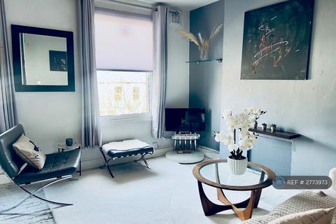 undefined, Ferntower Road, London, N5