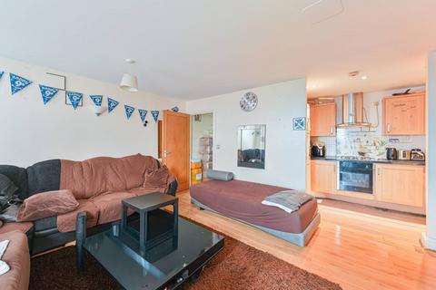 2 bedroom flat for sale, Miles Close, Thamesmead, London, SE28