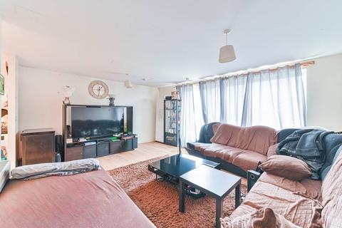 Miles Close, Thamesmead, London, SE28