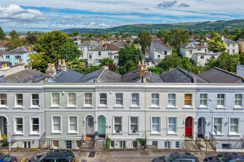 4 bedroom terraced house for sale, Victoria Terrace, Cheltenham GL52