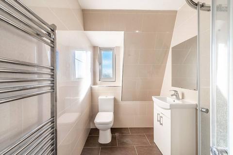 1 bedroom flat to rent, Uxbridge Road, HA5, Hatch End, Pinner, HA5