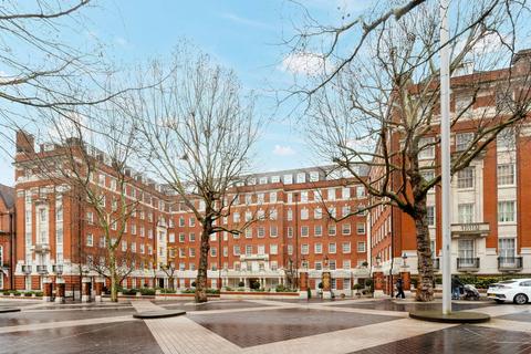 6 bedroom flat for sale, Princes Gate Court, South Kensington, London, SW7