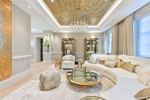 6 bedroom flat for sale, Princes Gate Court, South Kensington, London, SW7