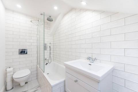 3 bedroom flat for sale, Buchanan Gardens, Kensal Green, London, NW10