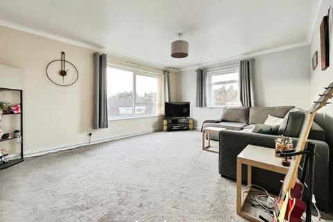 2 bedroom flat for sale, Princess Crescent, Halesowen, B63 3QE