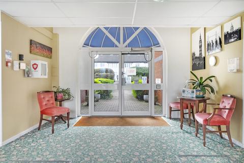 1 bedroom apartment for sale, Fairbanks Lodge, Furzehill Road, Borehamwood, WD6
