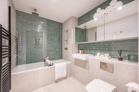 3 bedroom flat for sale, Grand Union, Alperton HA0