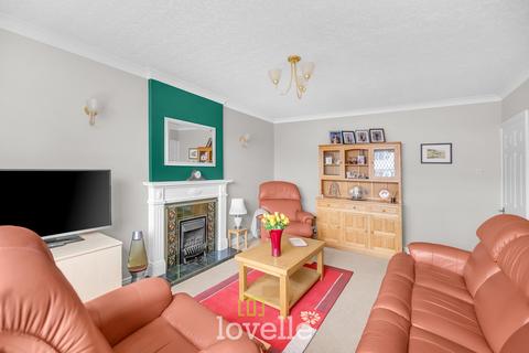 3 bedroom detached house for sale, Ancaster Avenue, Grimsby DN33