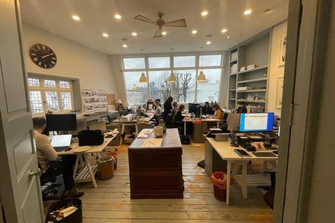 Office to rent, 32 Stratford Rd London W8 6QF