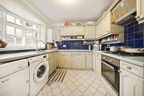 undefined, Bannister Close, Greenford UB6