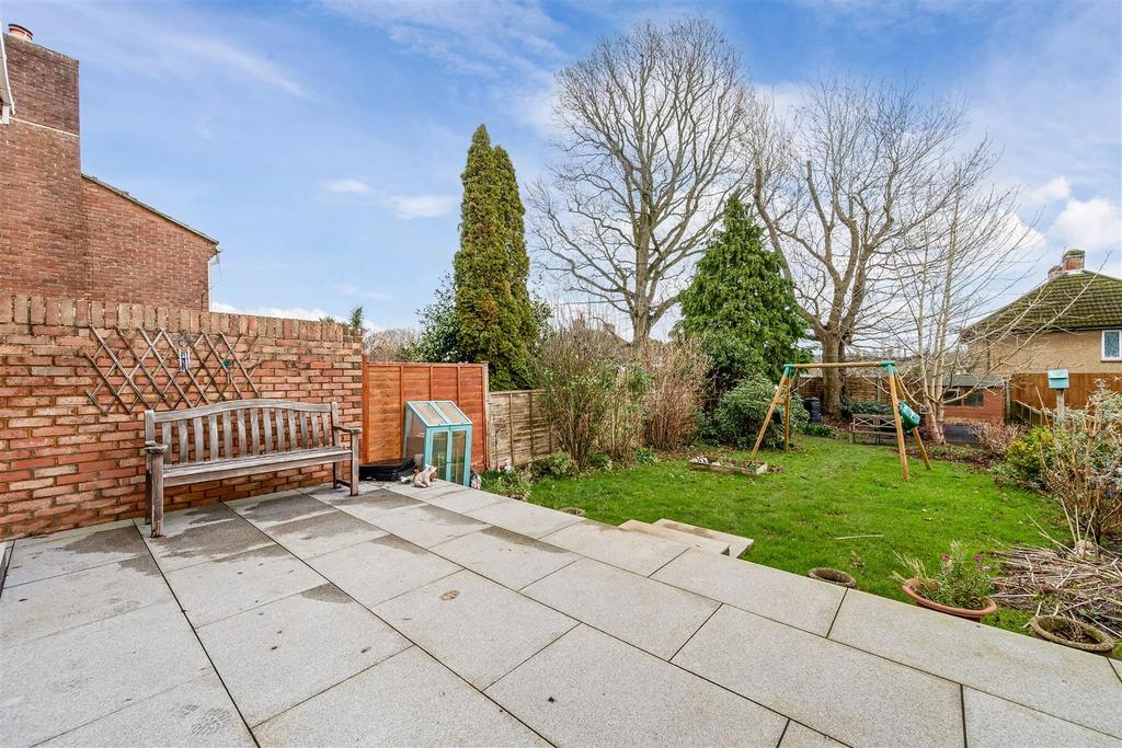Garden 2.jpg