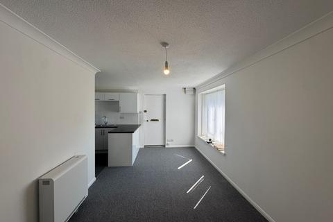 undefined, Allington Close, Taunton TA1