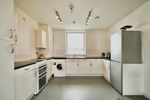 Ypres Place, Dagenham, RM9