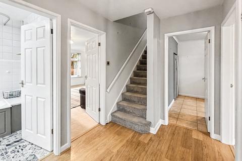 undefined, 4 Southfields Drive, Crick, NN6 7TQ