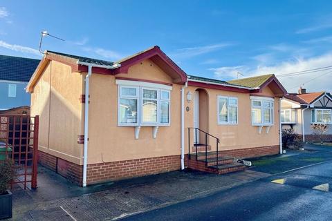 2 bedroom park home for sale, Whitfield Close, off Woodcock Road, Warminster