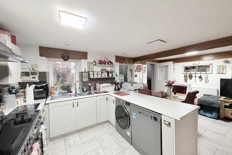 3 bedroom terraced house for sale, Ty Clydd, Llanelly Hill