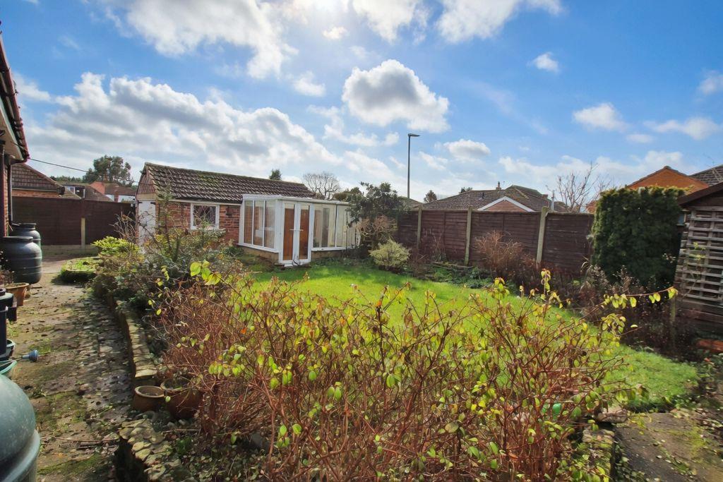 Rear Garden photo 2
