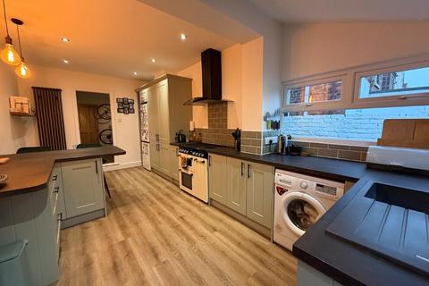 3 bedroom terraced house for sale, Ella Street, Hull, HU5 3AJ