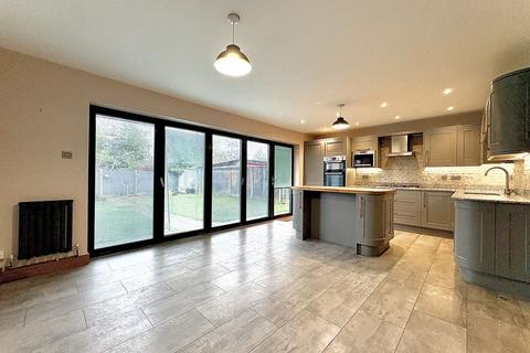 undefined, Kings Road, SEDGLEY, DY3 1HP