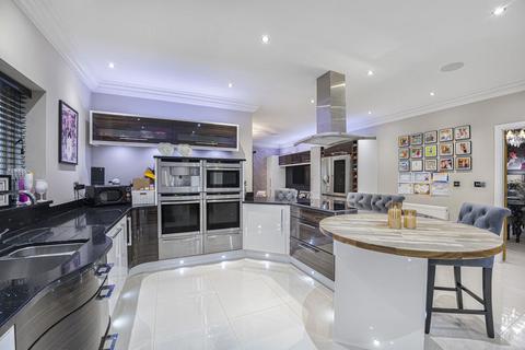 5 bedroom detached house for sale, Hollyhill Road, Shenstone, WS14 0JF
