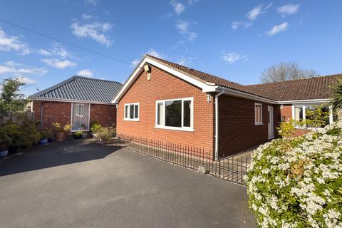 3 bedroom detached bungalow for sale, 65 High Street, Walcott
