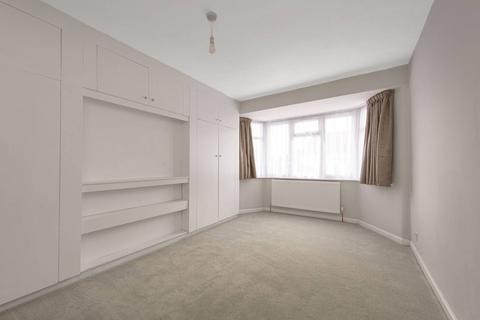 4 bedroom semi-detached house to rent, Colin Close, Colindale, London, NW9