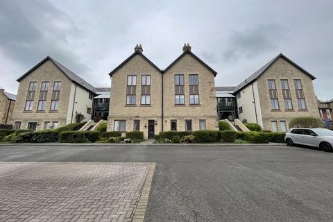 2 bedroom flat for sale, Cheviot Court, Blaydon