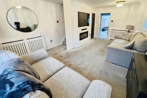 undefined, Quakerfields, Westhoughton