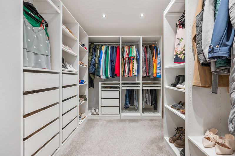 Walk In Wardrobe