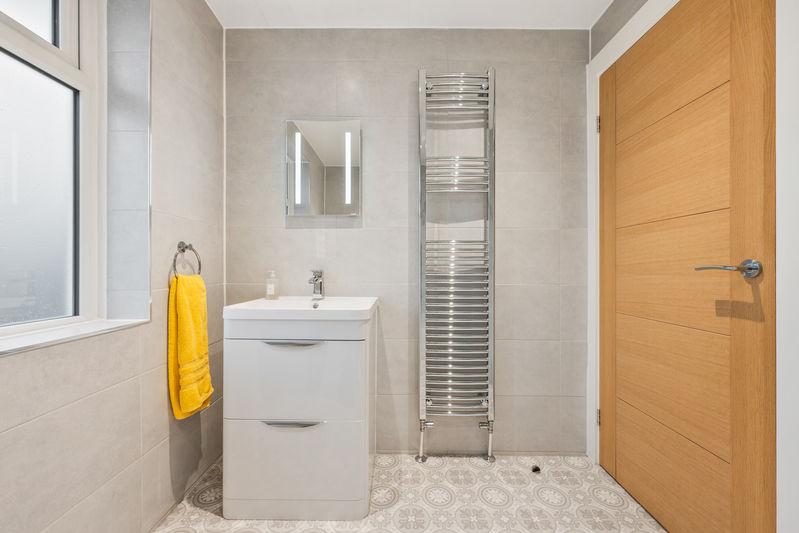 Ensuite
