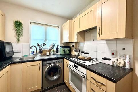 2 bedroom terraced house for sale, Peregrine Court, Calne SN11