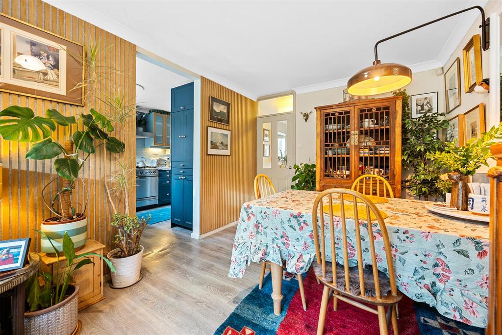 21 Pevensey Grove Web21.jpg