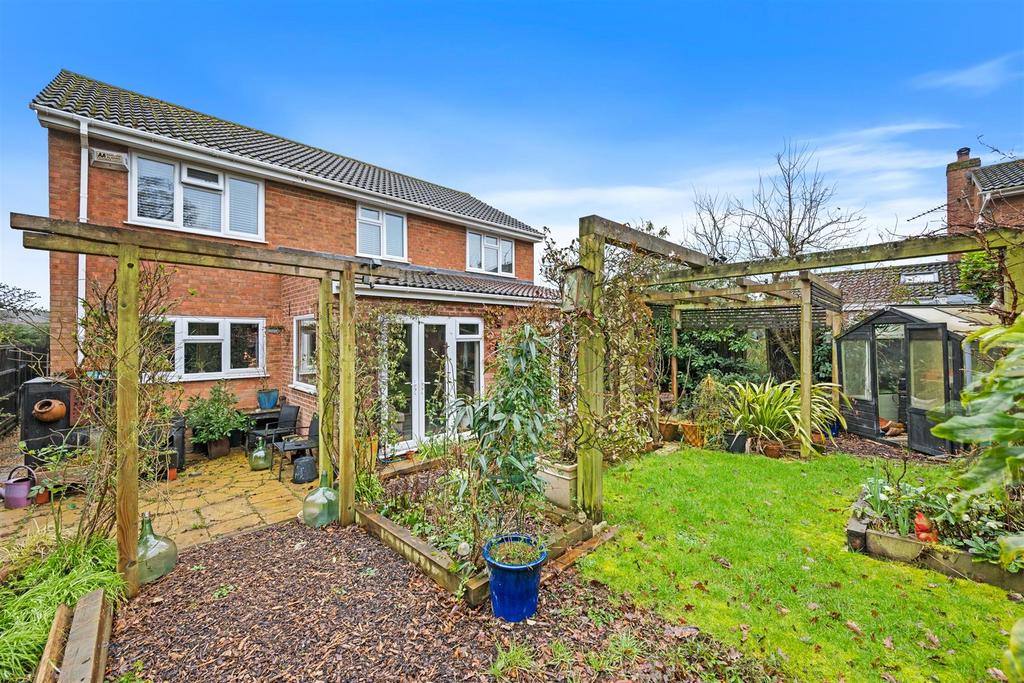 21 Pevensey Grove Web07.jpg