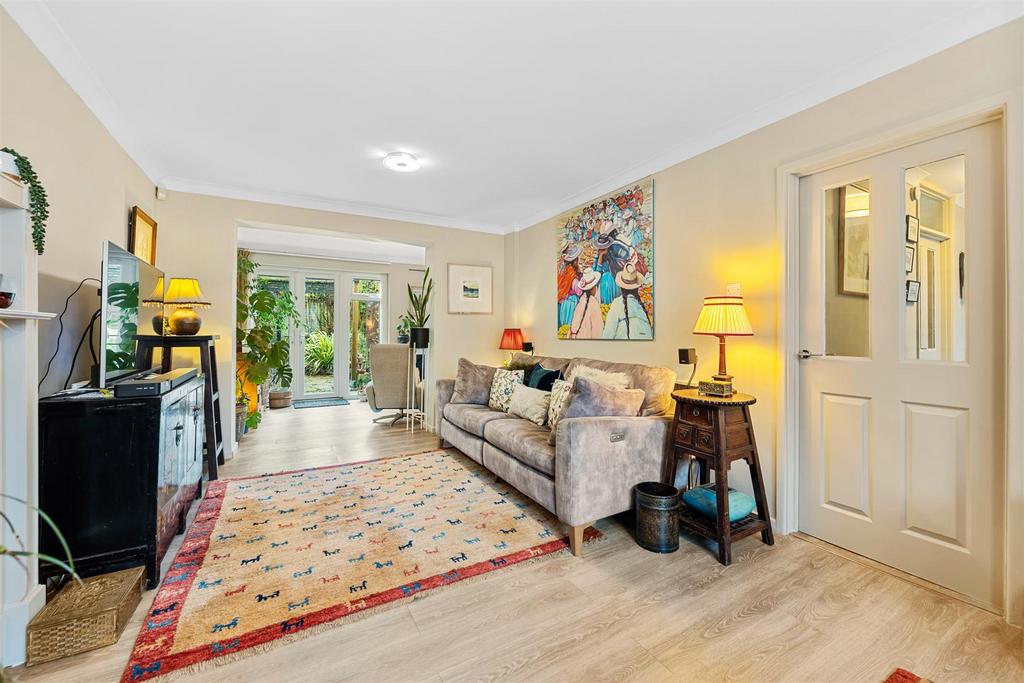 21 Pevensey Grove Web15.jpg