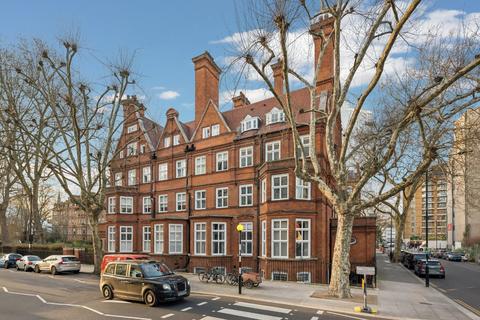 3 bedroom flat for sale, Platan House, 20–22 Harrington Gardens, South Kensington, London