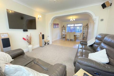 4 bedroom house for sale, Woodlow, Thundersley, Benfleet, SS7