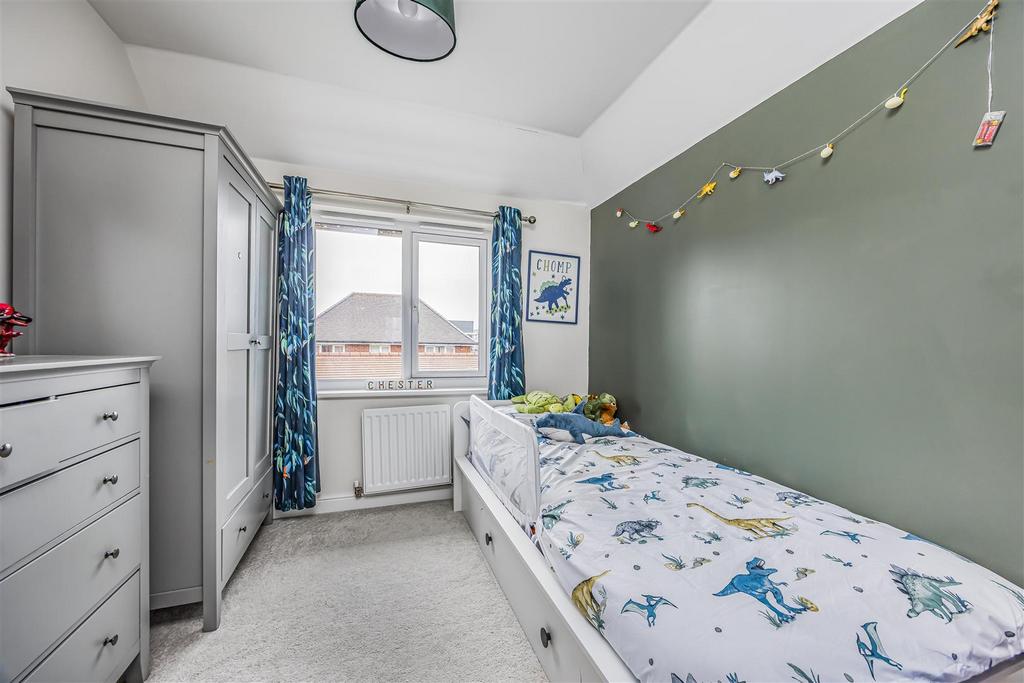 2 Birkbeck Close, Waterlooville-Portico Marketing-S