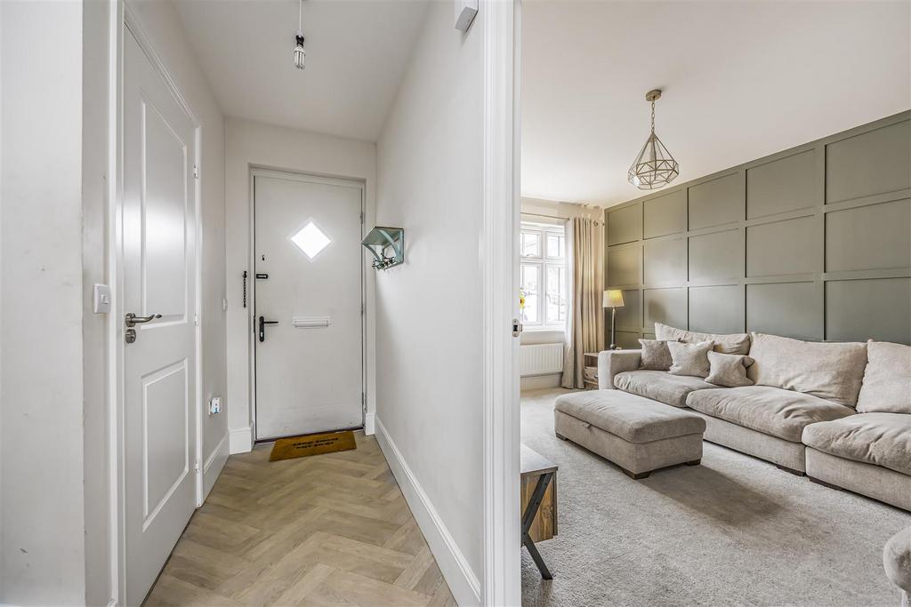 2 Birkbeck Close, Waterlooville-Portico Marketing-S
