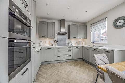 undefined, Birkbeck Close, Waterlooville PO7