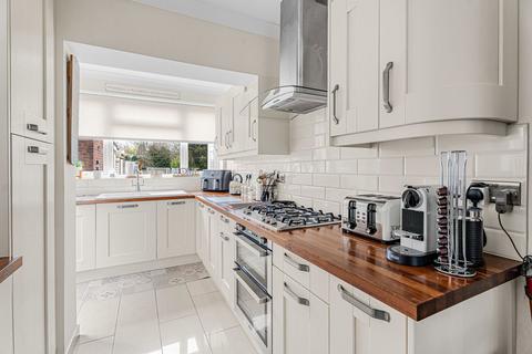 3 bedroom semi-detached house for sale, Cottingham Grove, Bletchley, Milton Keynes